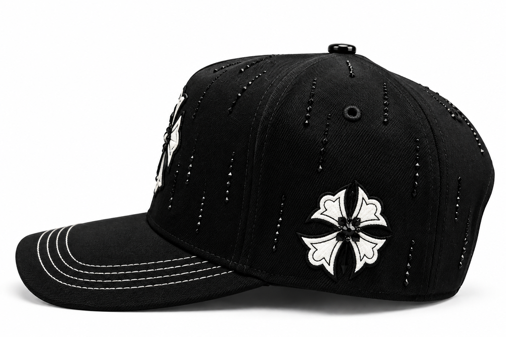 Bigg Boss Cruz Black/White